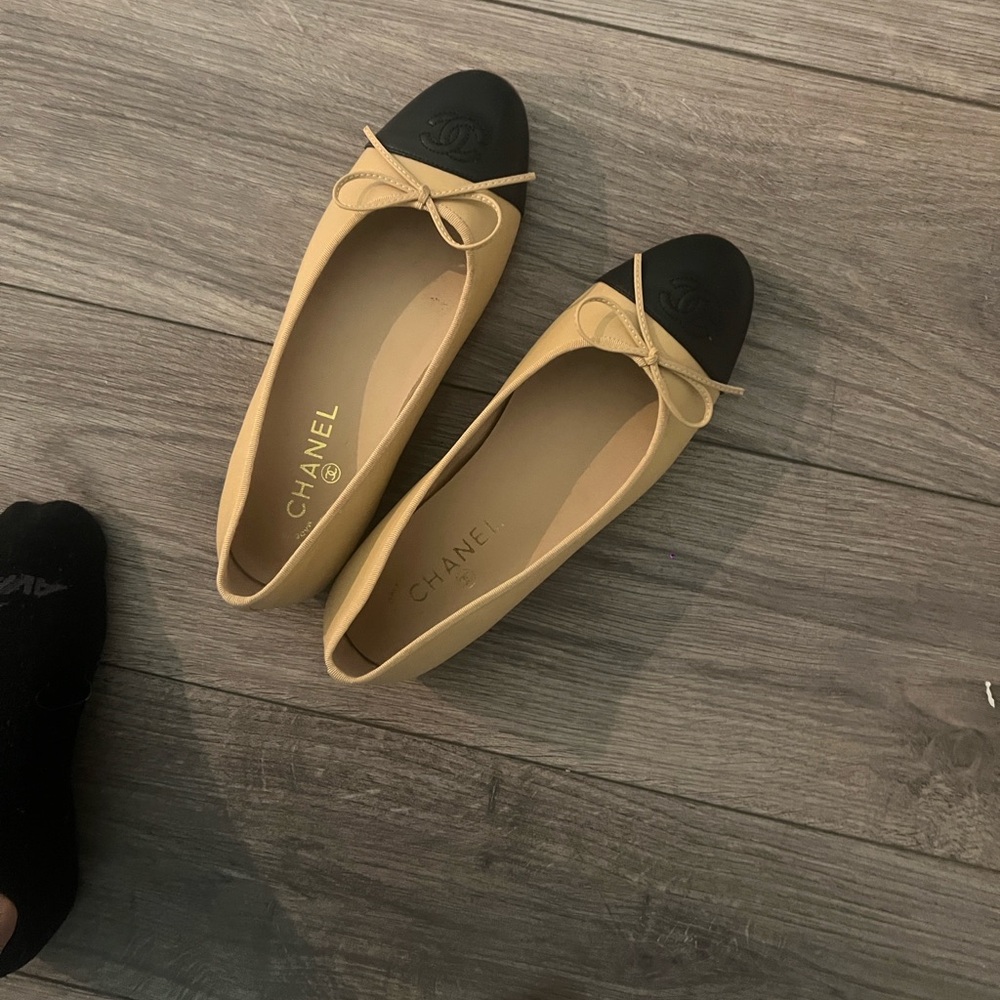 CHANEL Tan and Black Women's Loafers